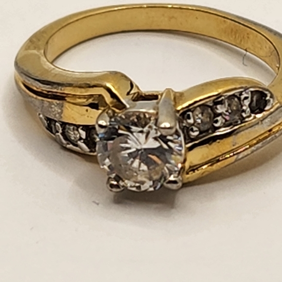 10k gold qmd diamond ring - Picture 6 of 8